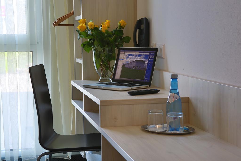 Best Sleep Hotel Spielberg Bei Knittelfeld Стая снимка
